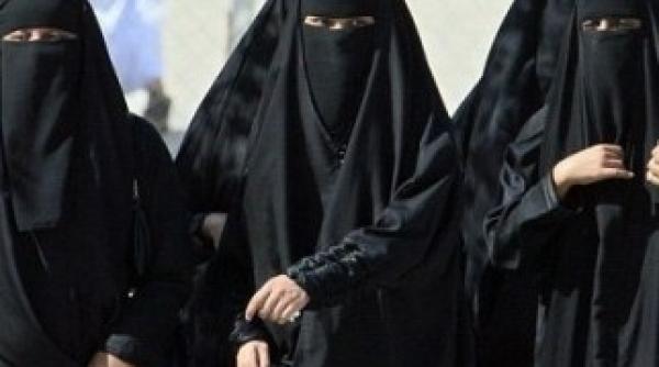 afla cine va construi orasul femeilor de cariera unde barbatii vor fi interzisi