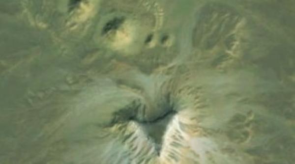 doua noi piramide au fost gasite in egipt