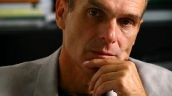 ctp ne aflam intr o democratie eratica romanii fiind nevoiti sa aleaga intre doi mincinosi