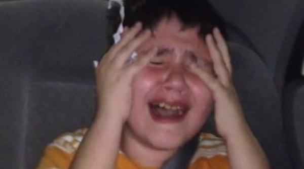 reactia amuzanta a unor copii dupa ce au vazut un film la cinema