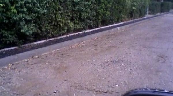 un trotuar lat de 30 cm vezi ce primar semneaza opera