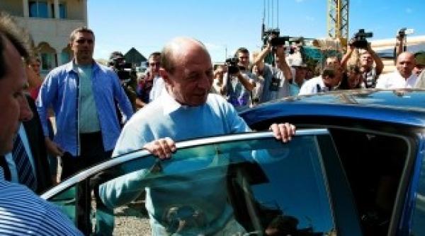 basescu va intra in concediu vezi aici de ce