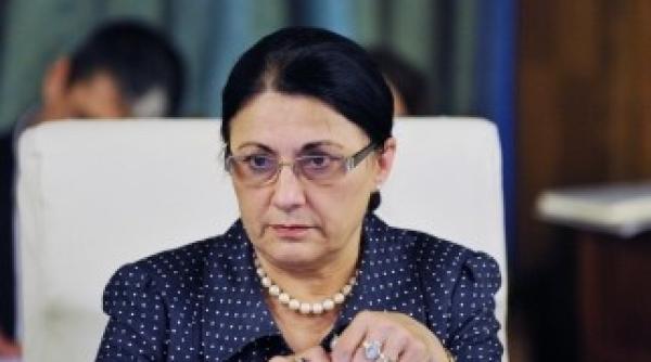 ecaterina andreonescu atacata de purici intr o scoala