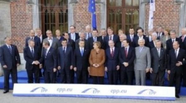 ppe saluta revenirea lui traian basescu la cotroceni