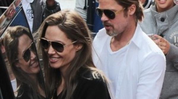 vezi unde isi petrec vacanta angelina jolie si brad pitt