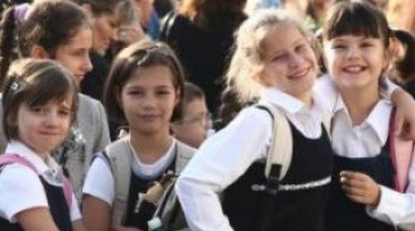 ponta anul scolar va incepe pe 17 septembrie vezi de ce
