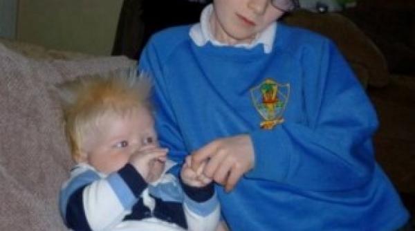 un barbat si a ucis copiii apoi s a sinucis