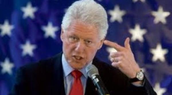 bill clinton sustine starship un proiect care va trimite oamenii in alt sistem solar