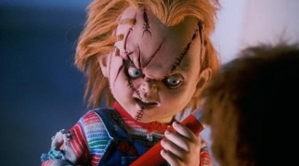 chucky papusa care a speriat o generatie intreaga se intoarce