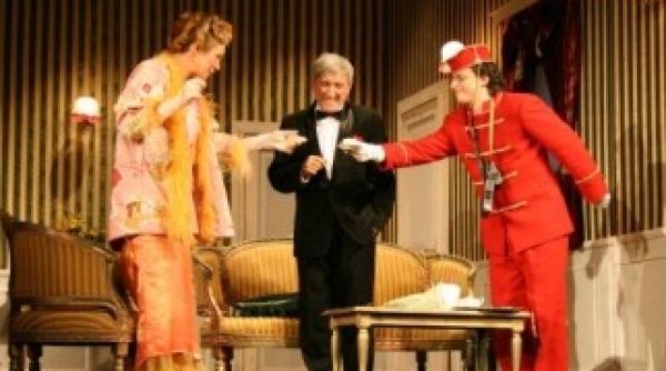 teatrul nottara isi rasfata spectatorii in septembrie