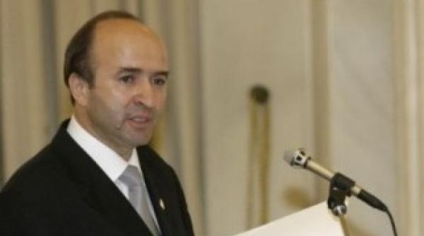judecatorul ccr tudorel toader acuzat de incompatibilitate