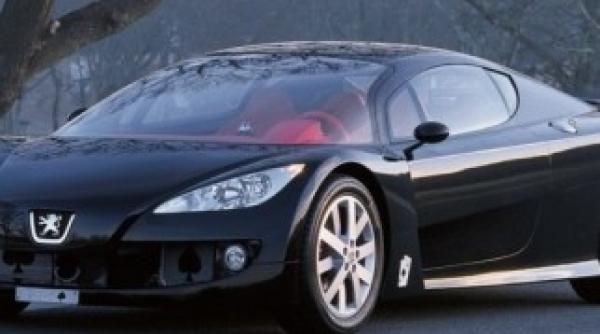 peugeot si renault isi aduc noile modele la salonul auto de la paris