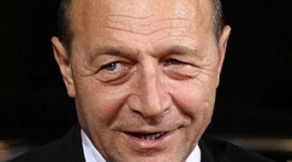basescu respinge bac ul profesional si cere reexaminarea acestuia