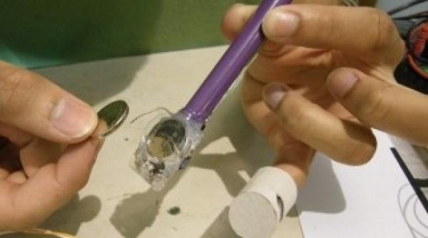 metoda revolutionara de copiat inventata de un elev