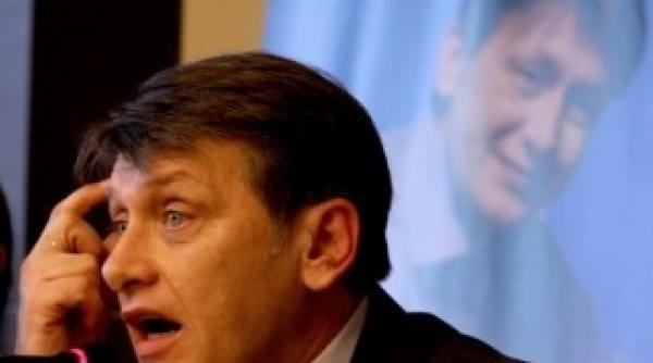 scindare in pnl liberalii ii cer lui antonescu demiterea lui nicoara