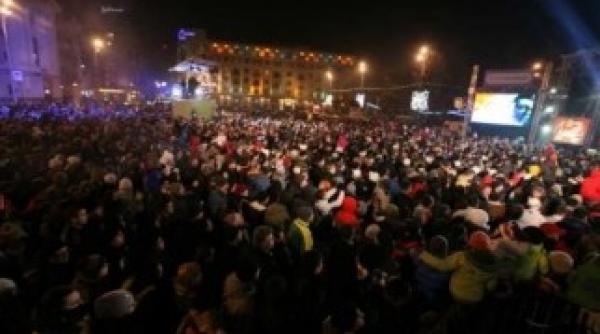 usl istii mandri de sloganurile lor galerie foto