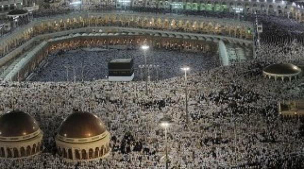 milioane de musulmani se aduna la pelerinajul anual hajj galerie foto