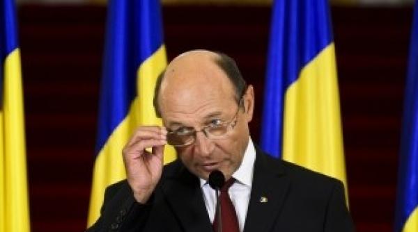 de ce ar folosi stenograme pdl si traian basescu in campanie