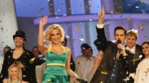 dansez pentru tine iulia vantur senzuala si atragatoare pentru un vampir