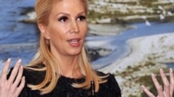 raluca turcan usl a politizat o serbare de halloween