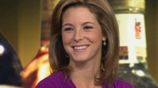 ca in basic instinct si a aratat chilotii in direct video