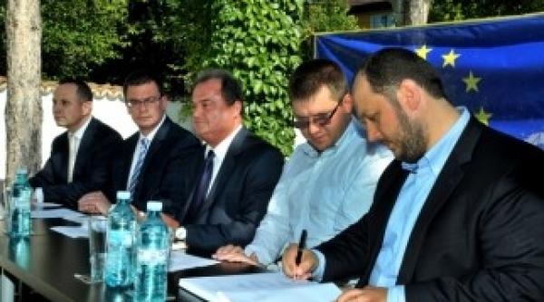 reporneste inima romaniei sloganul prin care ard isi face autocritica