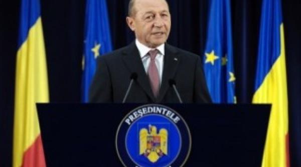 traian basescu il ataca pe crin antonescu