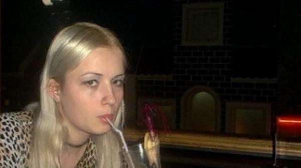 cum arata femeia barbie inainte de operatiile estetice