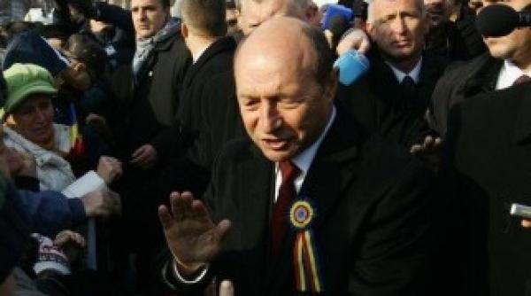 ponta despre ard si eba unii se fac de ras si de ziua nationala