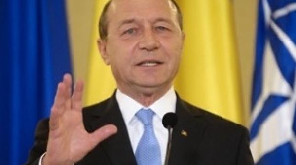 traian basescu convoaca parlamentul