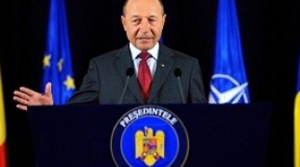 traian basescu va face public luni documentul convenit miercuri noaptea cu liderii usl la palatul cotroceni
