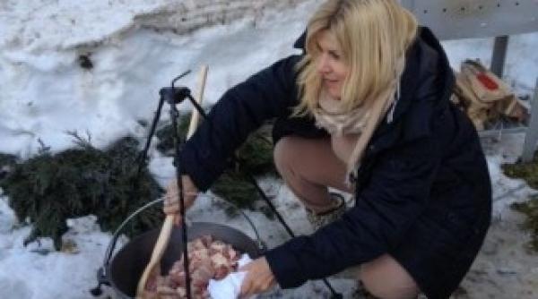 udrea gateste la tuci ce brand politic isi construieste galerie foto