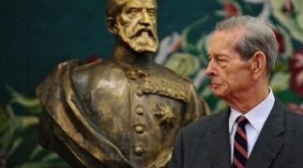 abdicarea regelui mihai i priveste inapoi cu manie 30 decembrie 1947