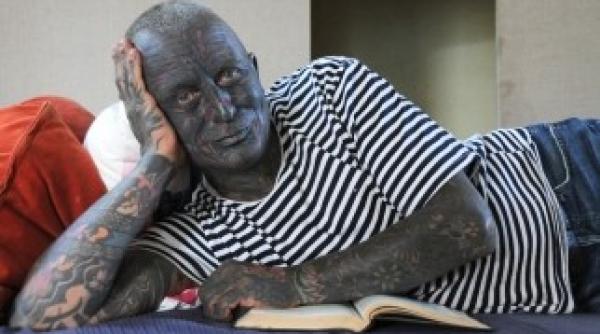 un presedinte tatuat vladimir franz candidat la prezidentialele din cehia foto