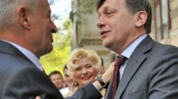 antonescu convins ca va castiga scaunul de la cotroceni nu este exclus sa candideze si oprescu