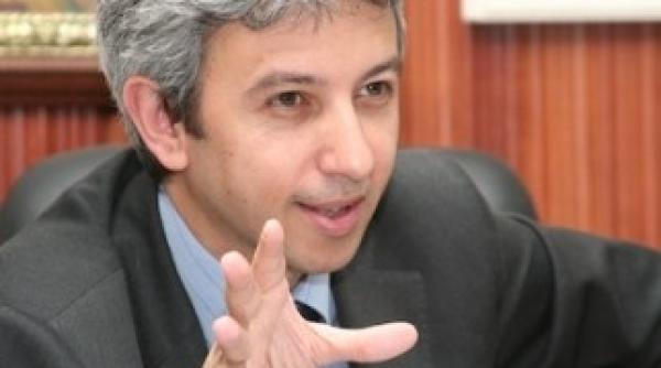 cu cine face dan diaconescu meditatii pentru functia de presedinte