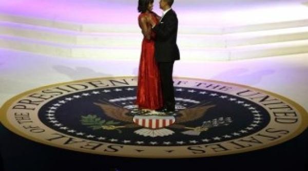 barack si michele obama aplaudati la balul comandantului suprem