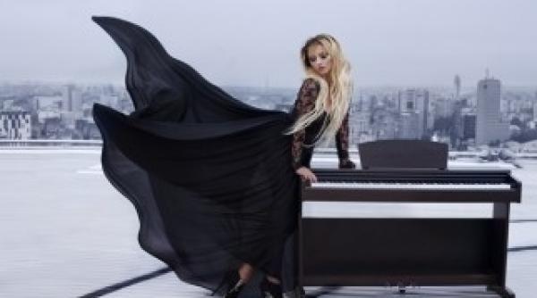 giulia si a lansat videoclipul piesei un om cu un pian