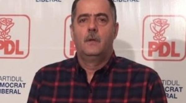 blaga laudat de primul sau sustinator oficial la sefia pdl a muncit si iubeste partidul