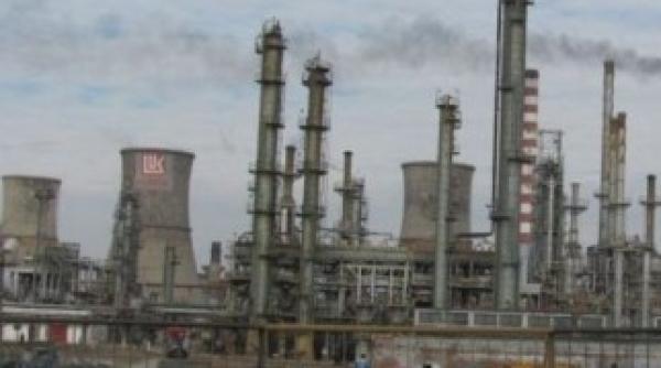 un incendiu a izbucnit la o rafinarie din ploiesti