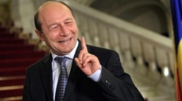 gafa unui jurnalist i s a adresat cu d le ministru lui basescu video