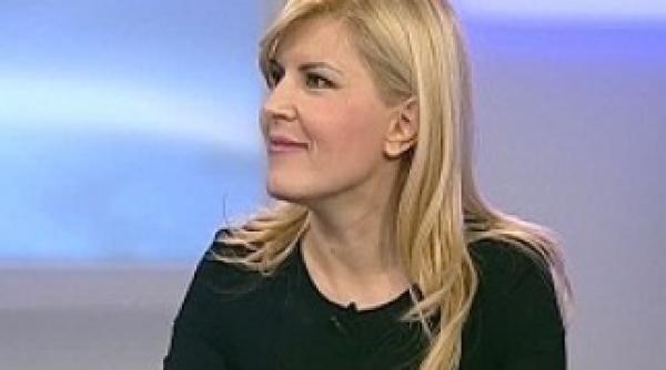 de ce crede elena udrea ca antonescu a inceput sa nu mai conteze
