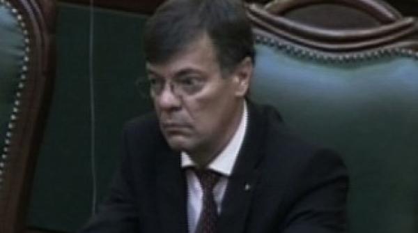 tudor barbu il acuza pe zgonea ca numara la fel de bine ca anastase