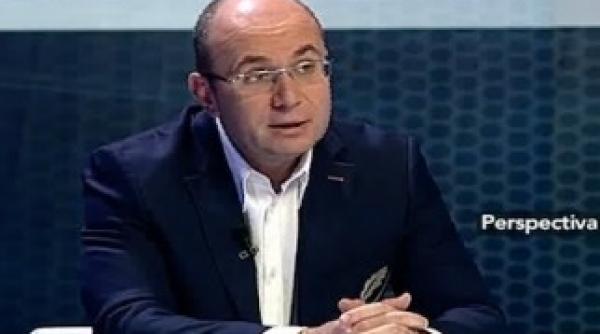 reactiile liderilor politici in scandalul steagurilor vazute de cozmin gusa