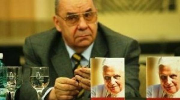 andrei marga singurul autor din romania care a scris despre papa