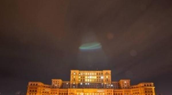 daily mail ozn surprins deasupra casei poporului