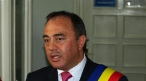 monica macovei intentioneaza sa candideze la sefia pdl spune florea