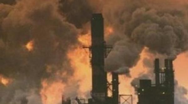 vanzarea noilor permise de poluare pentru piata carbonului ar putea fi amanata