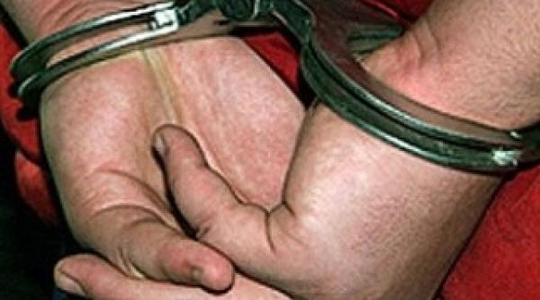 politist din fundulea lovit de un hot cu bunul furat