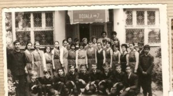 cum arata andreea marin in scoala generala